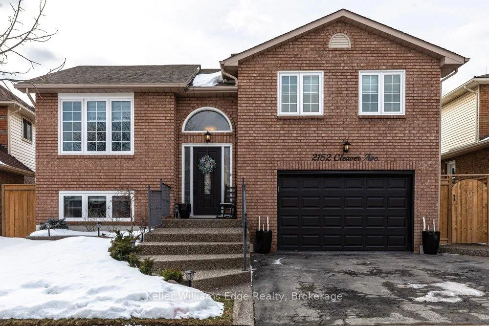 Photo 1 of 2152 Cleaver Avenue, Burlington, Headon — HOMEH