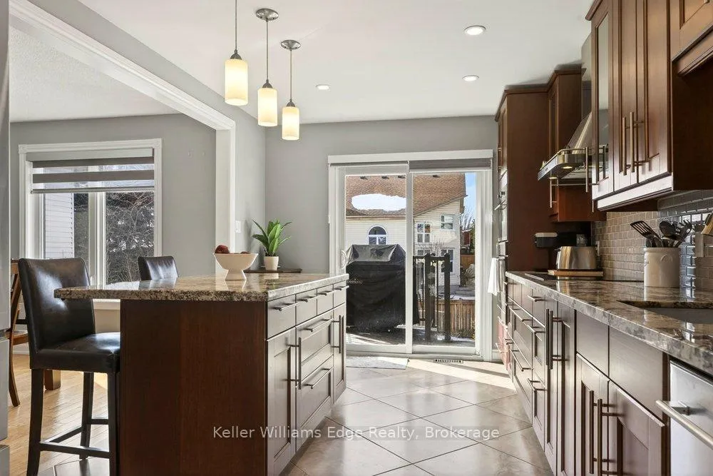 Photo 12 of 2152 Cleaver Avenue, Burlington, Headon — HOMEH