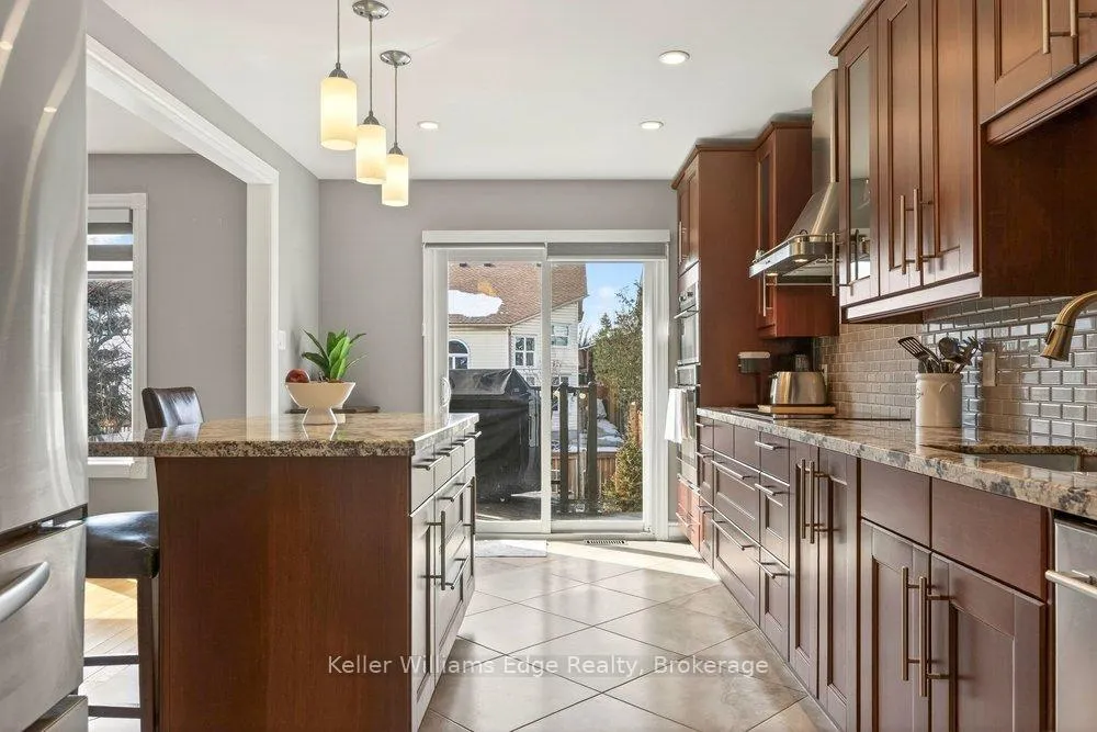 Photo 14 of 2152 Cleaver Avenue, Burlington, Headon — HOMEH