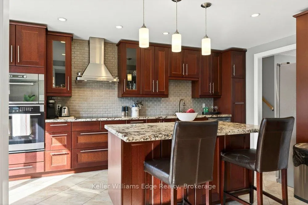 Photo 17 of 2152 Cleaver Avenue, Burlington, Headon — HOMEH