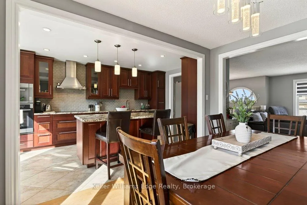 Photo 18 of 2152 Cleaver Avenue, Burlington, Headon — HOMEH