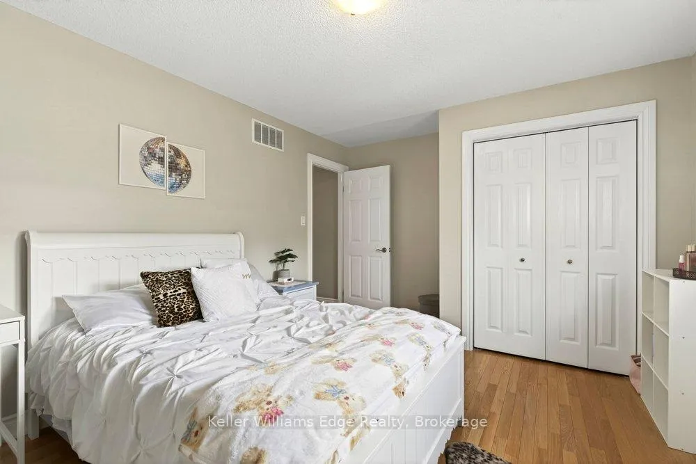 Photo 27 of 2152 Cleaver Avenue, Burlington, Headon — HOMEH