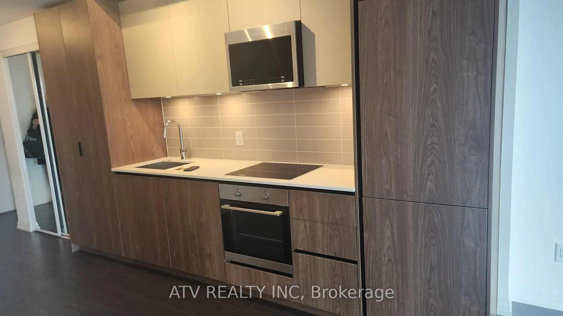 Photo 9 of Unit 4822, 28 Widmer Street, Toronto, Waterfront Communities — HOMEH