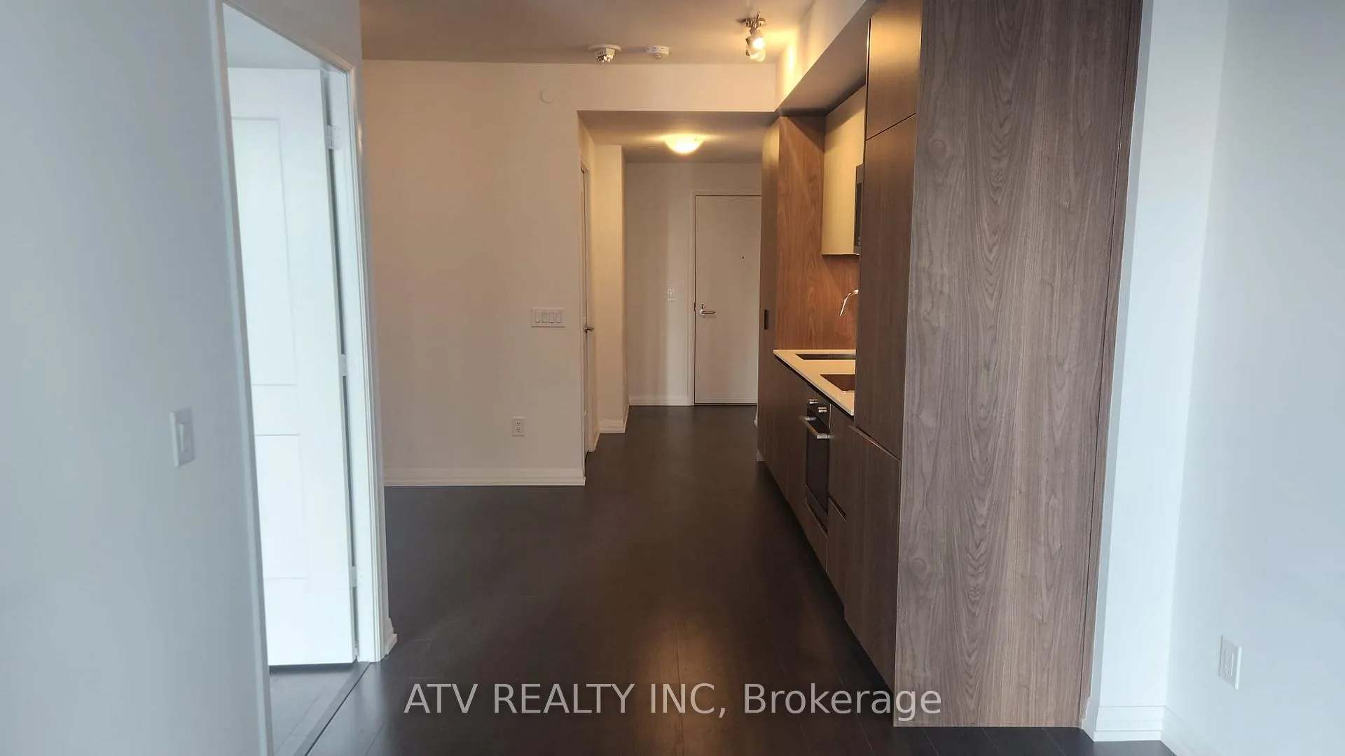 Photo 10 of Unit 4822, 28 Widmer Street, Toronto, Waterfront Communities — HOMEH