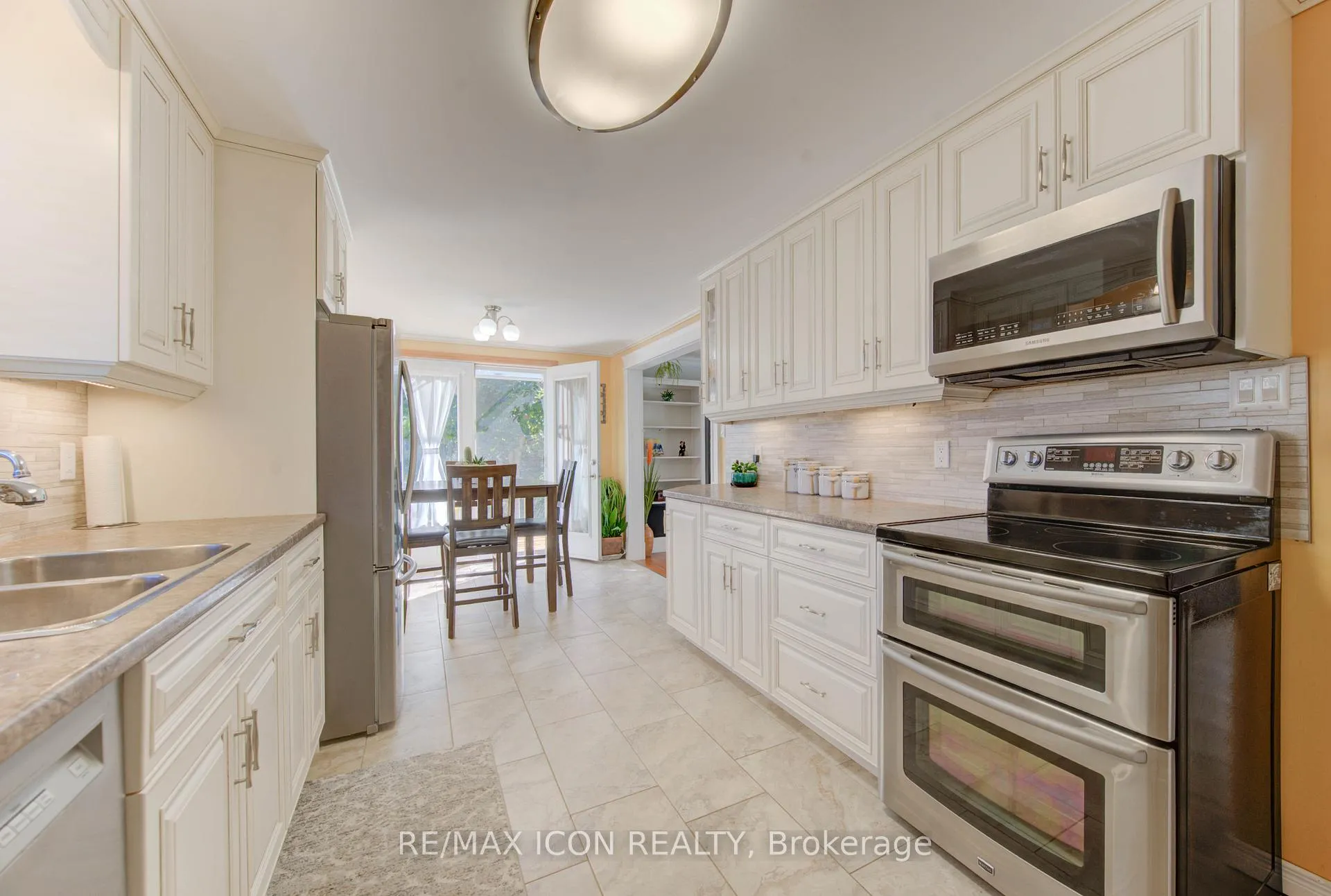 Photo 6 of 55 Gracefield Crescent, Kitchener — HOMEH