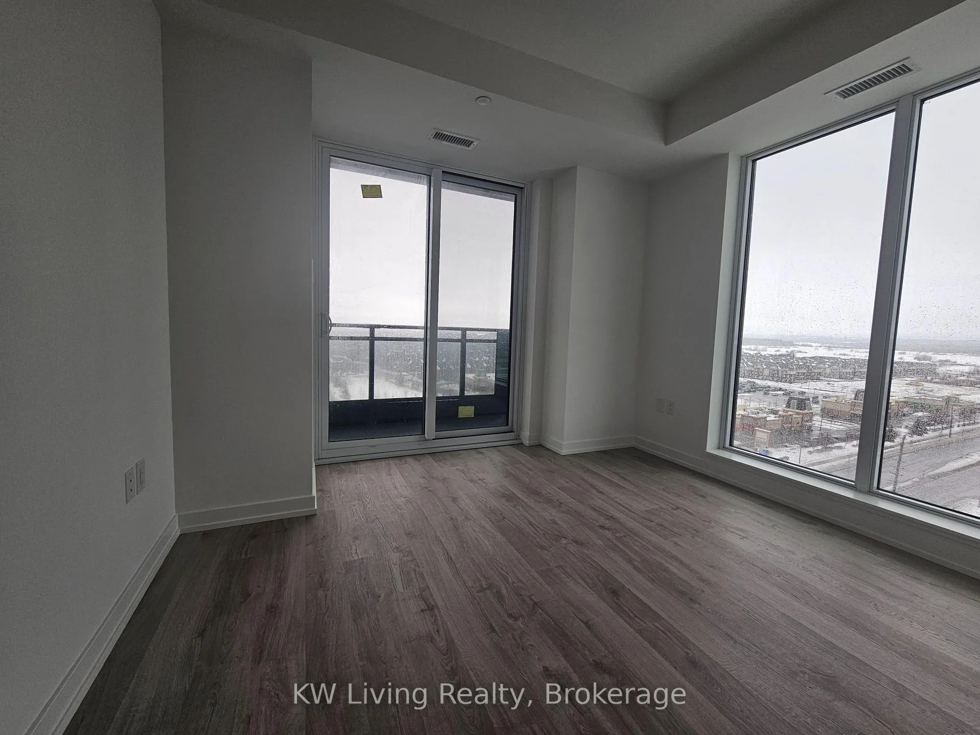 Photo 13 of Unit 1509, 9763 Markham Road, Markham, Greensborough — HOMEH