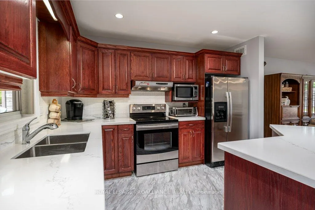 Photo 15 of 2 Stonegate Crescent, Quinte West, Frankford Ward — HOMEH