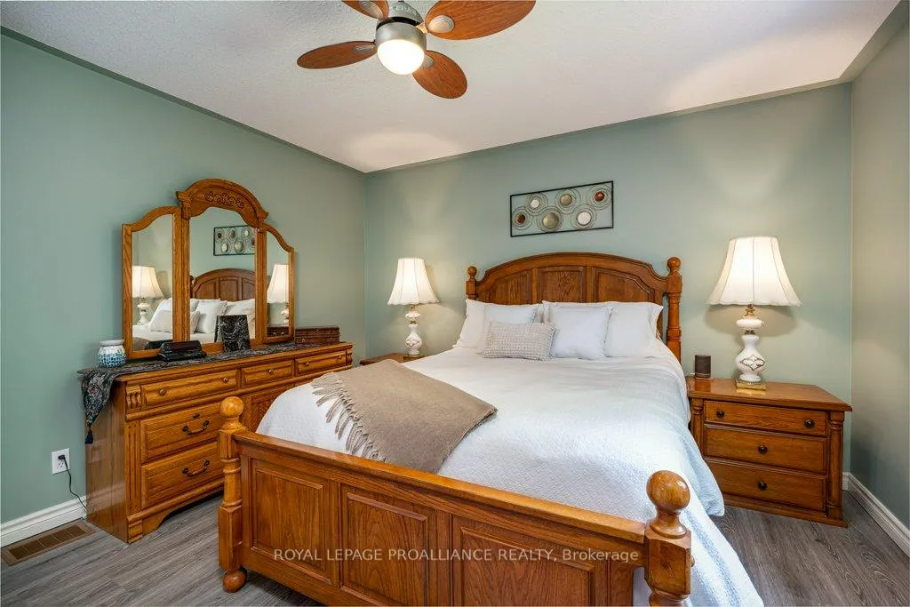 Photo 20 of 2 Stonegate Crescent, Quinte West, Frankford Ward — HOMEH