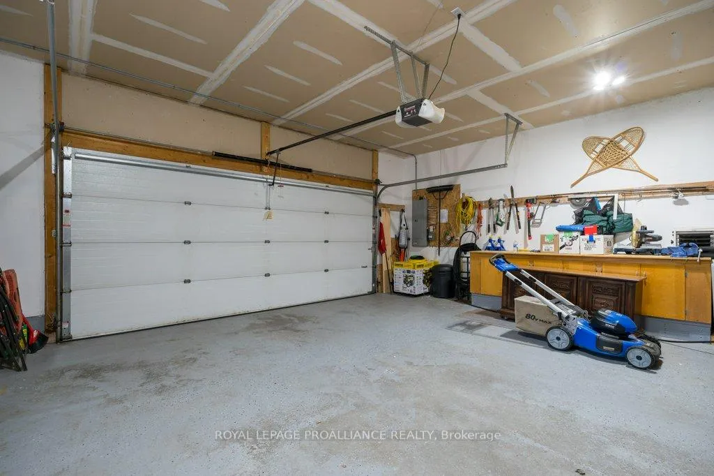 Photo 35 of 2 Stonegate Crescent, Quinte West, Frankford Ward — HOMEH