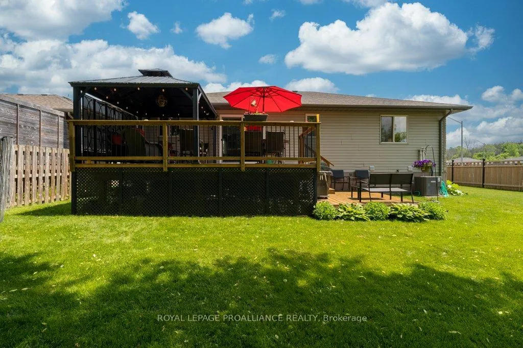 Photo 36 of 2 Stonegate Crescent, Quinte West, Frankford Ward — HOMEH