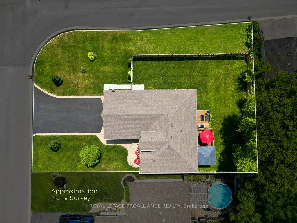 Photo 48 of 2 Stonegate Crescent, Quinte West, Frankford Ward — HOMEH