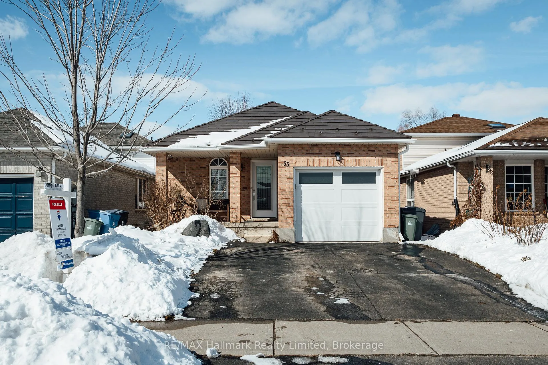 Photo 7 of 53 Hewitt Lane, Guelph, Willow West/Sugarbush/West Acres — HOMEH