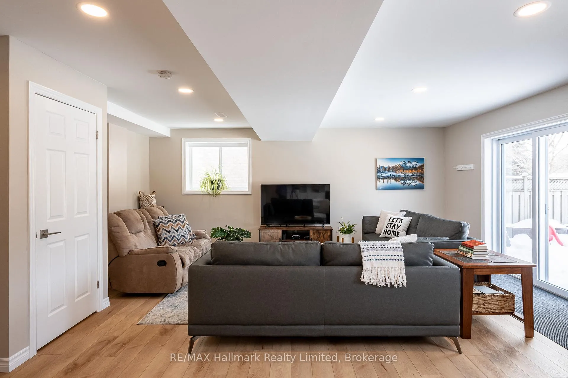 Photo 28 of 53 Hewitt Lane, Guelph, Willow West/Sugarbush/West Acres — HOMEH