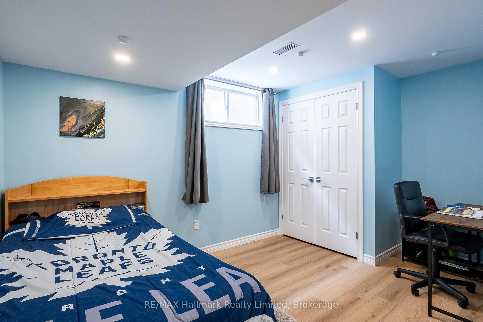 Photo 36 of 53 Hewitt Lane, Guelph, Willow West/Sugarbush/West Acres — HOMEH