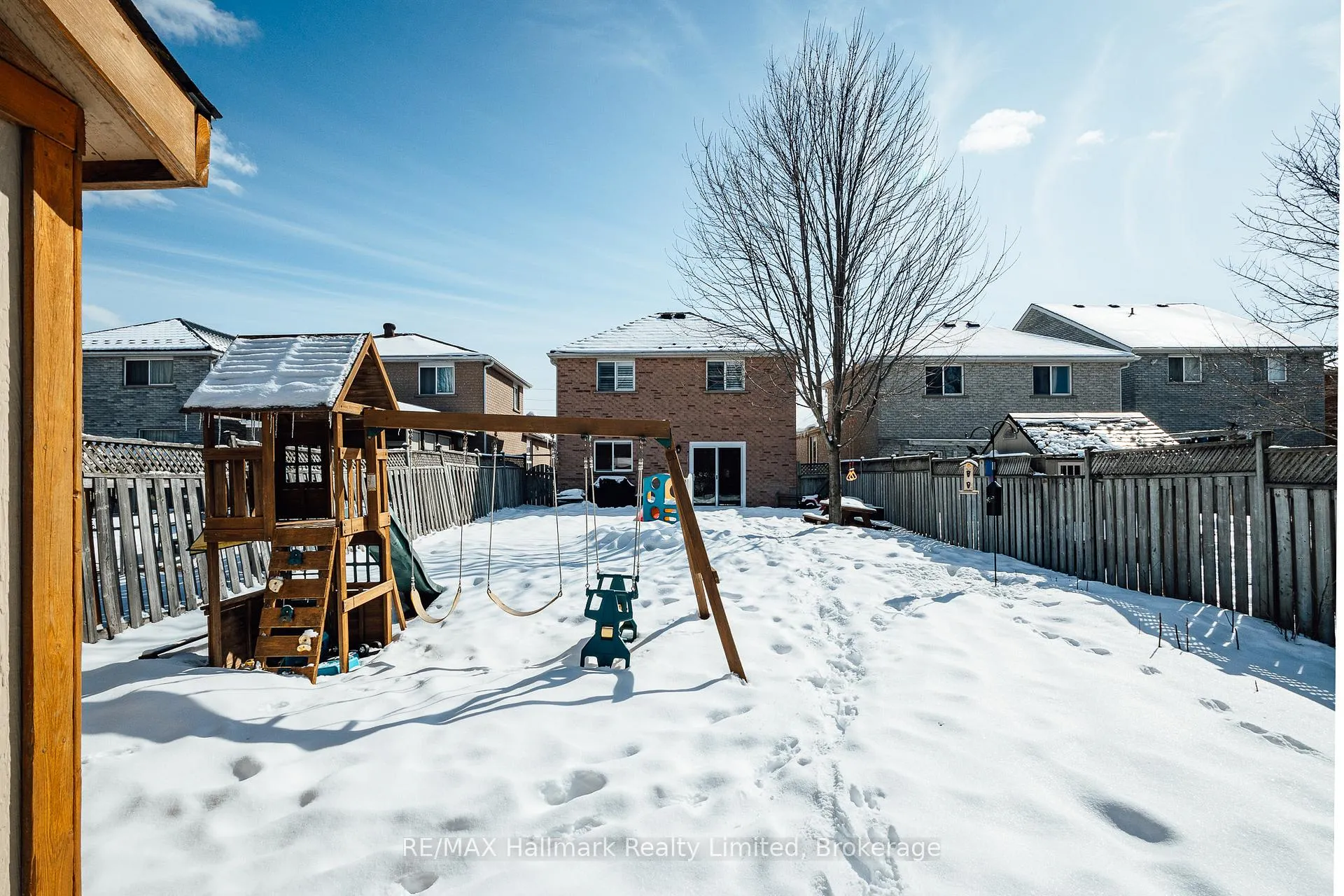 Photo 37 of 53 Hewitt Lane, Guelph, Willow West/Sugarbush/West Acres — HOMEH