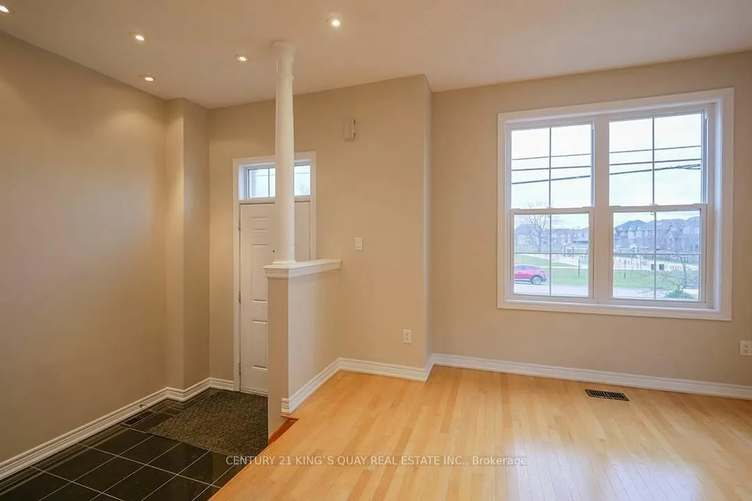 Photo 4 of 10518 Victoria Square Boulevard, Markham, Cathedraltown — HOMEH