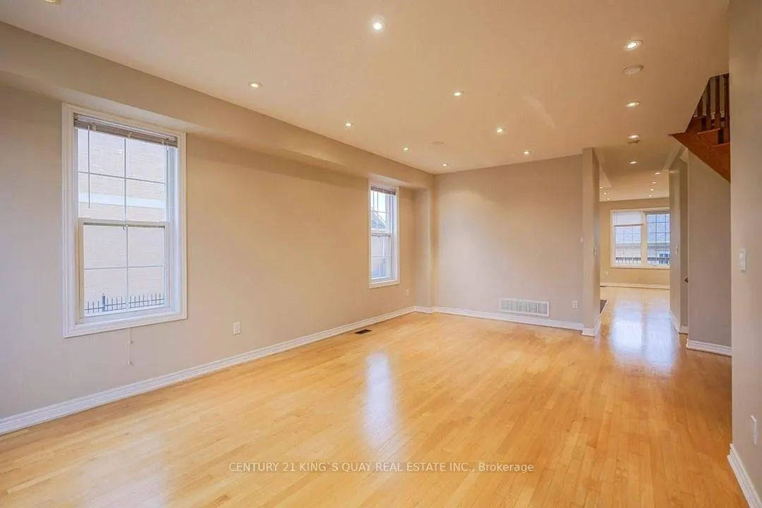 Photo 5 of 10518 Victoria Square Boulevard, Markham, Cathedraltown — HOMEH