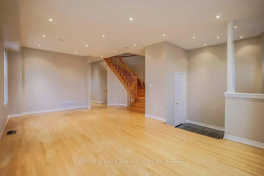 Photo 6 of 10518 Victoria Square Boulevard, Markham, Cathedraltown — HOMEH