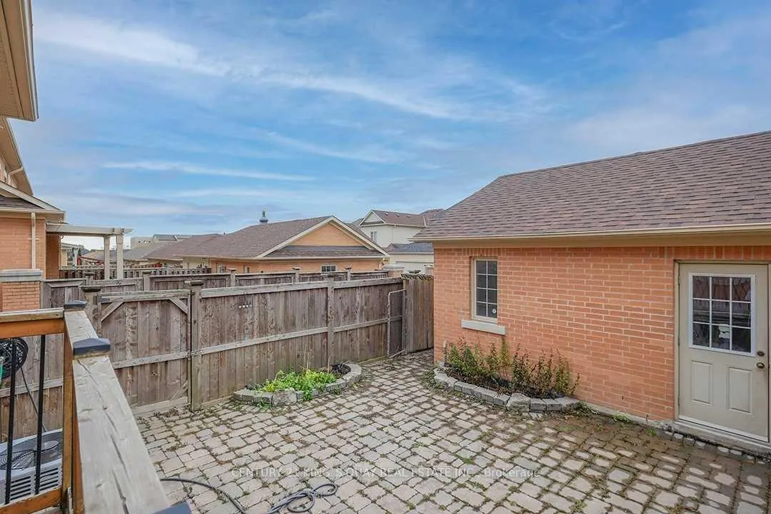 Photo 33 of 10518 Victoria Square Boulevard, Markham, Cathedraltown — HOMEH