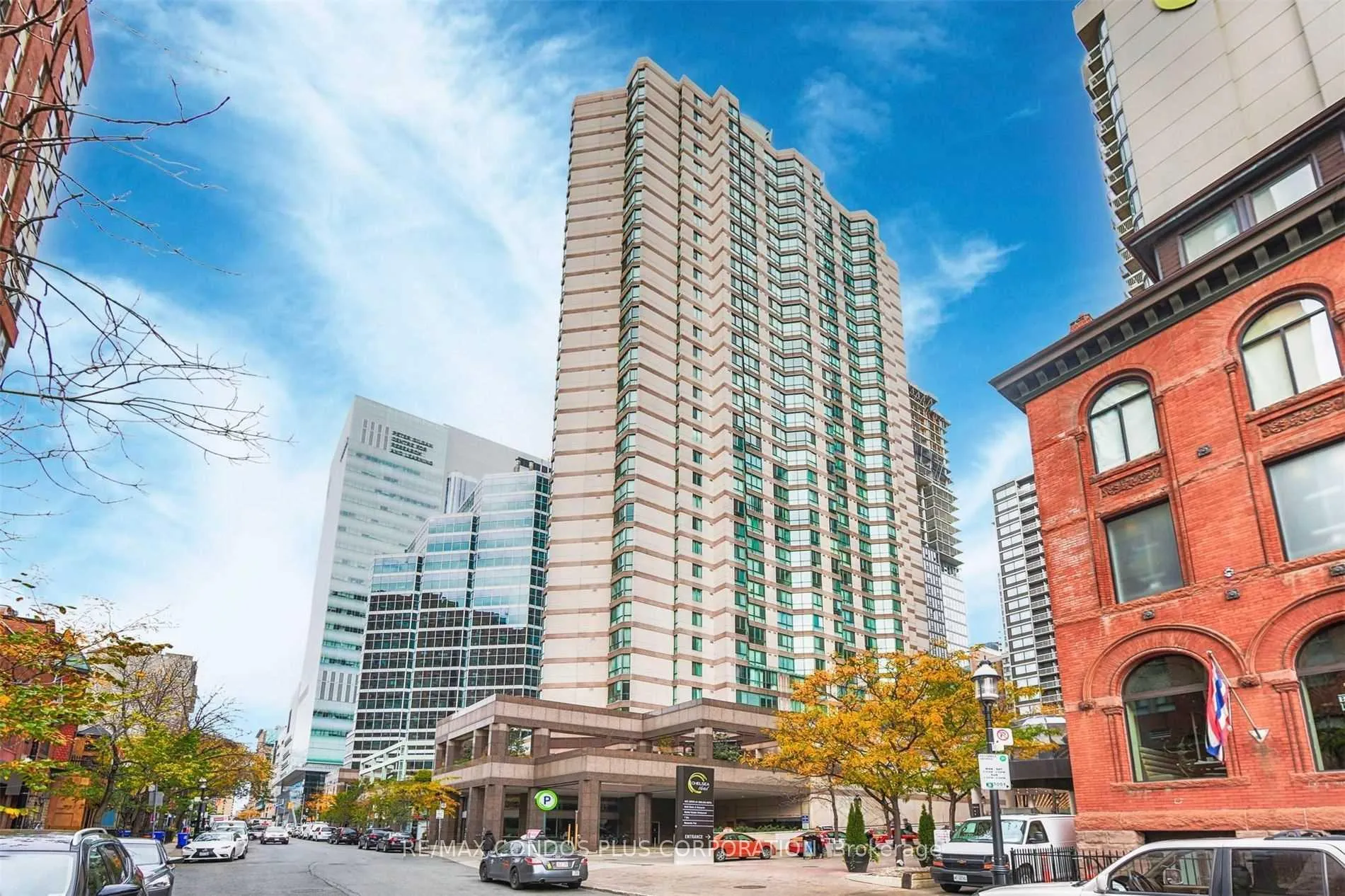 Front of Unit 2007, 38 Elm Street