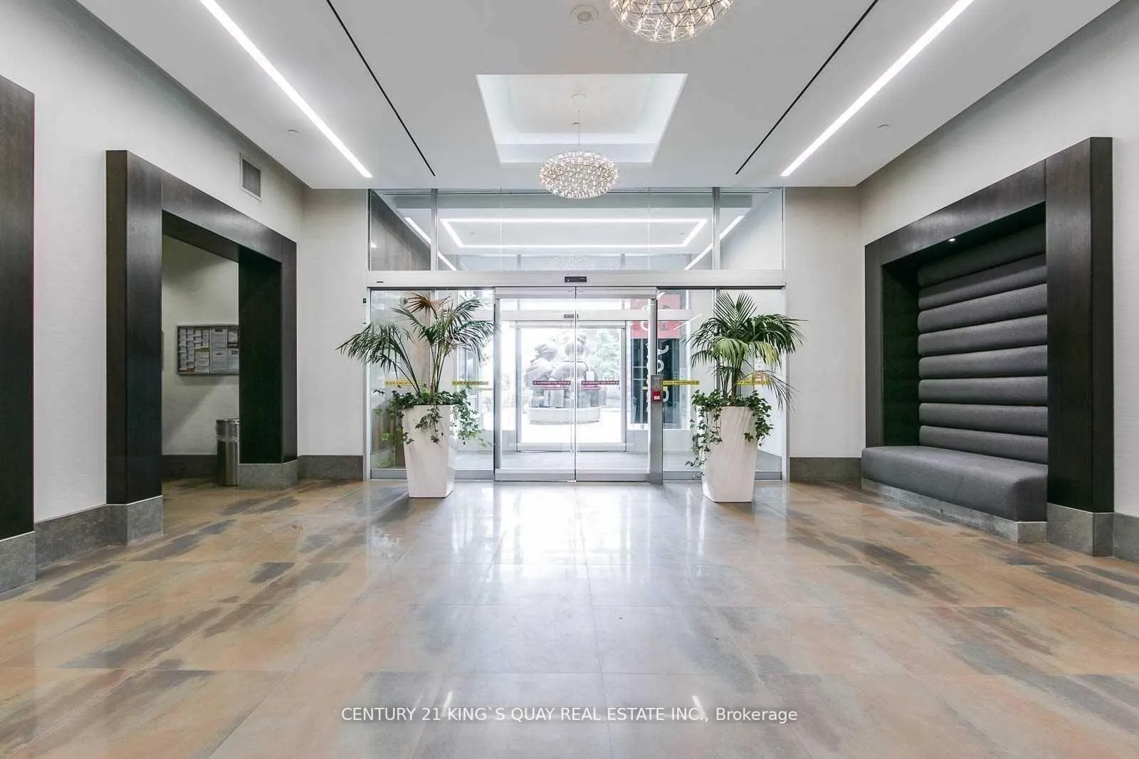 Photo 4 of Unit 2111, 18 Yonge Street, Toronto, Waterfront Communities — HOMEH