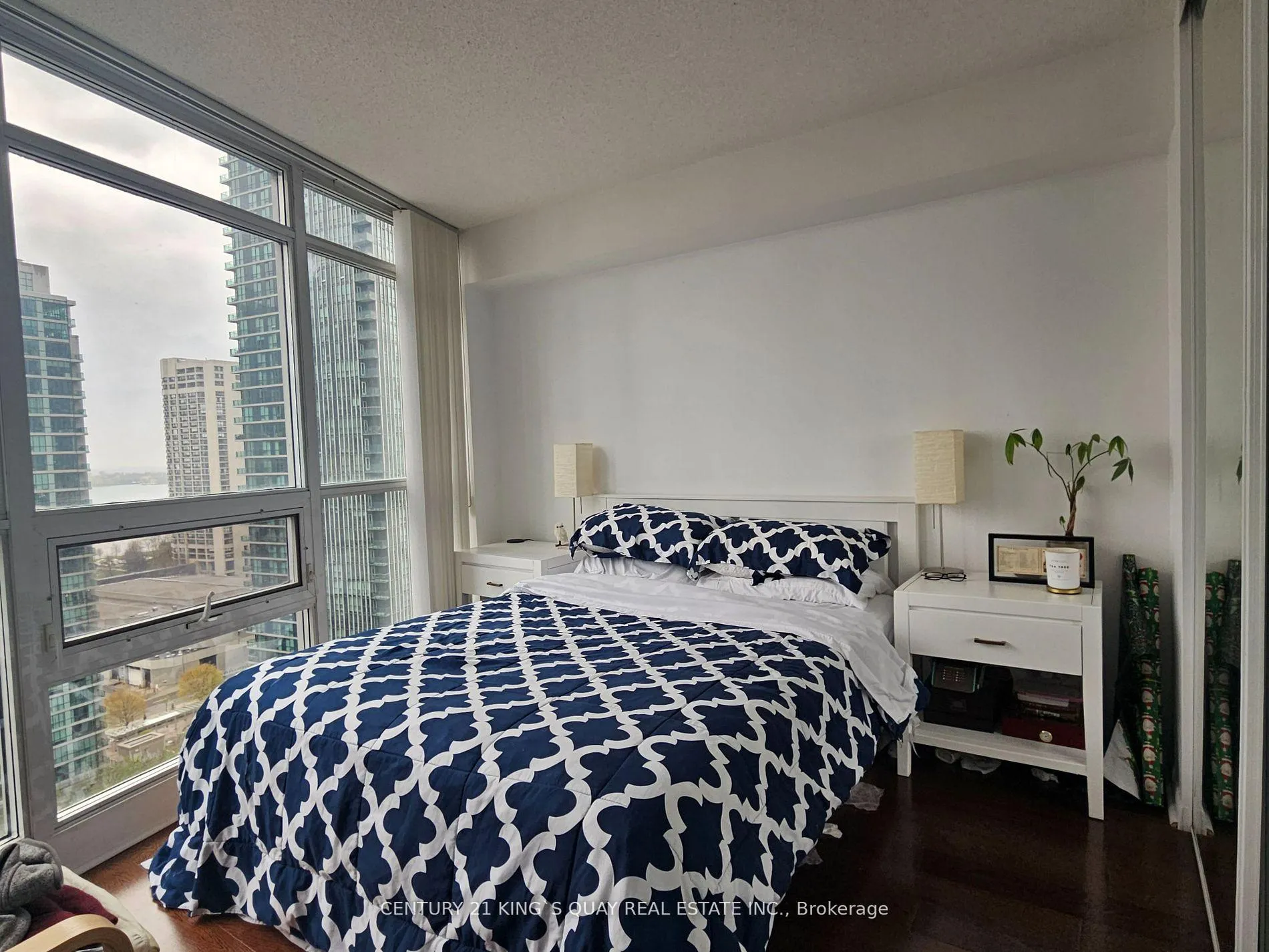 Photo 11 of Unit 2111, 18 Yonge Street, Toronto, Waterfront Communities — HOMEH