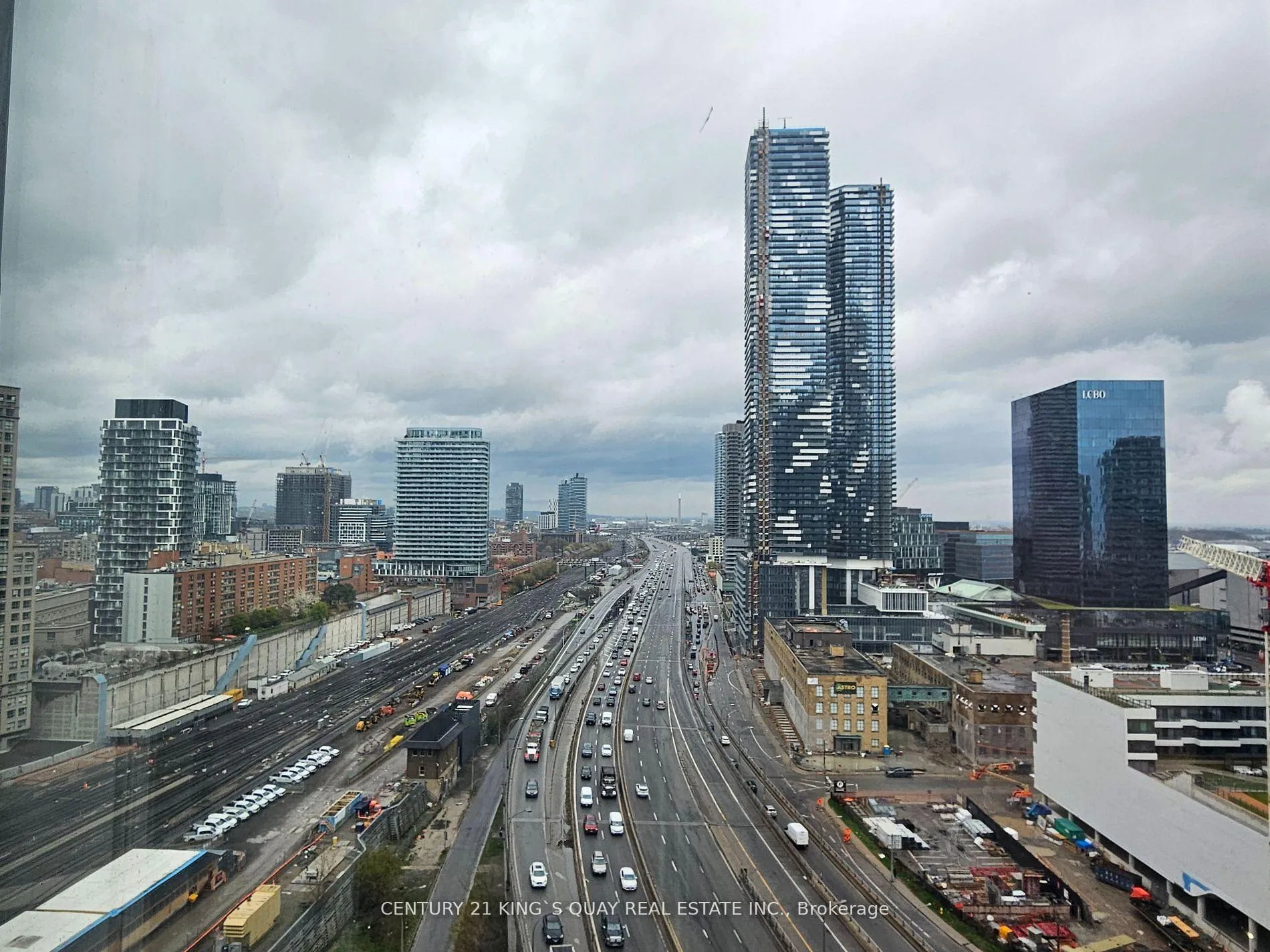 Photo 17 of Unit 2111, 18 Yonge Street, Toronto, Waterfront Communities — HOMEH