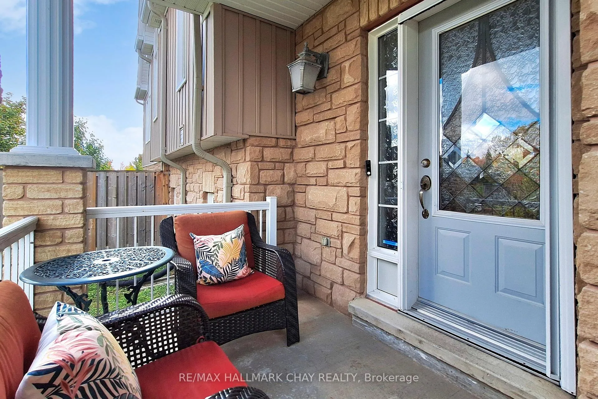 Photo 5 of 1069 Booth Avenue, Innisfil, Alcona — HOMEH