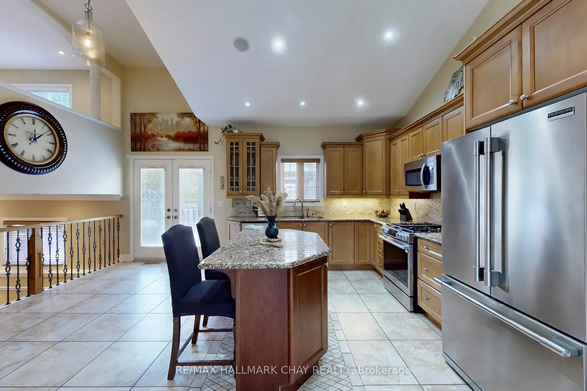 Photo 7 of 1069 Booth Avenue, Innisfil, Alcona — HOMEH