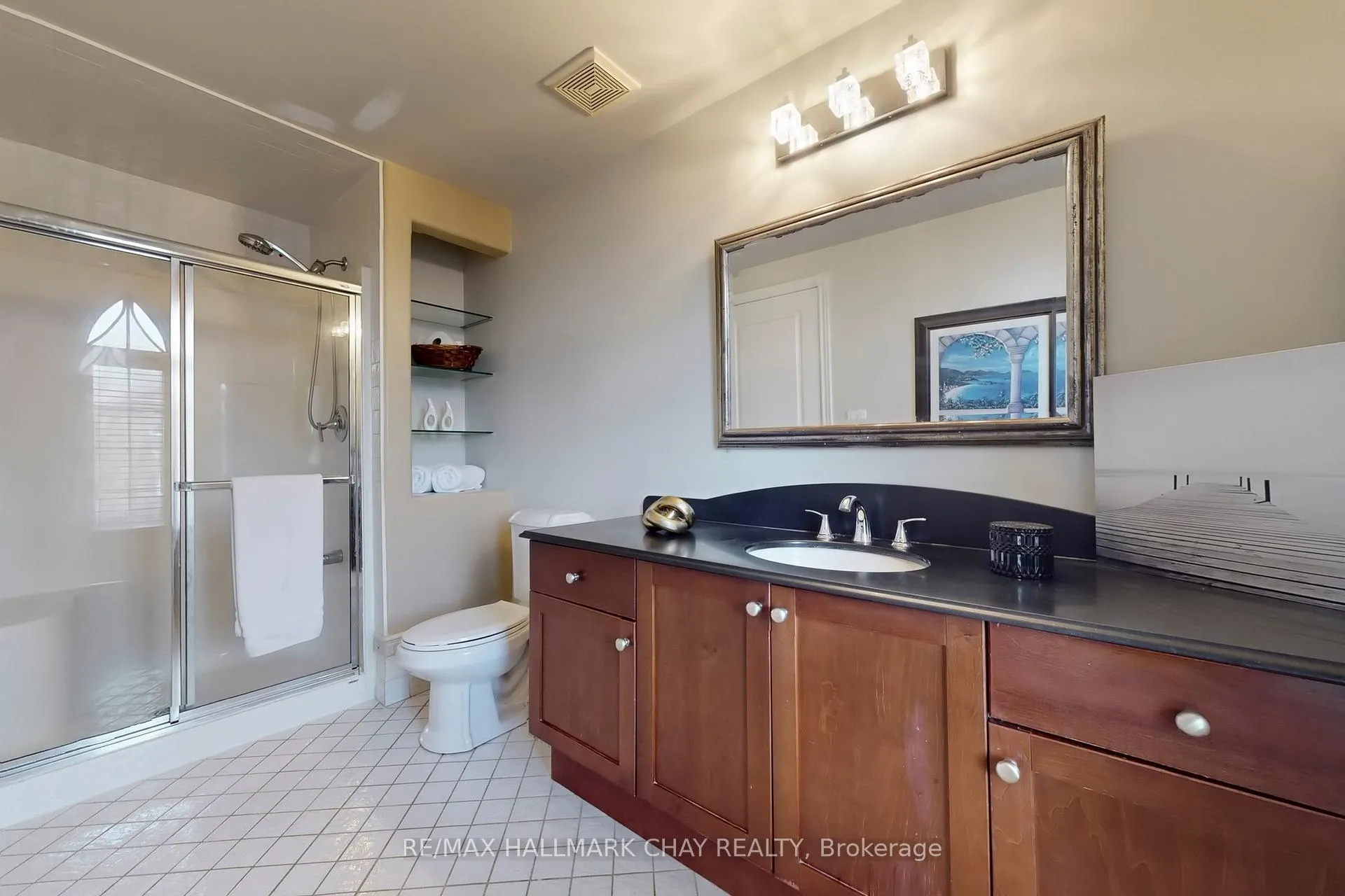 Photo 18 of 1069 Booth Avenue, Innisfil, Alcona — HOMEH