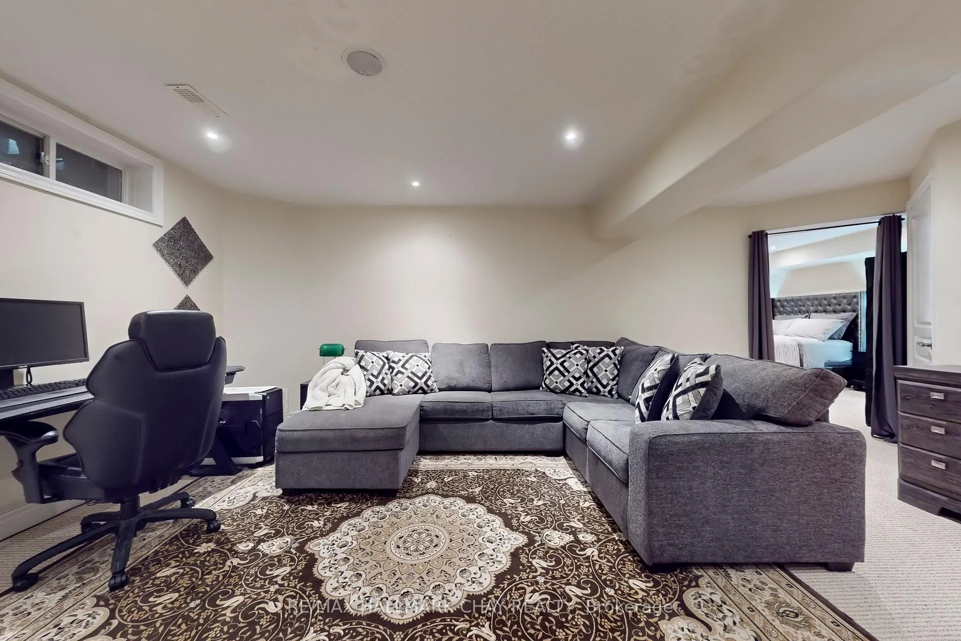 Photo 33 of 1069 Booth Avenue, Innisfil, Alcona — HOMEH