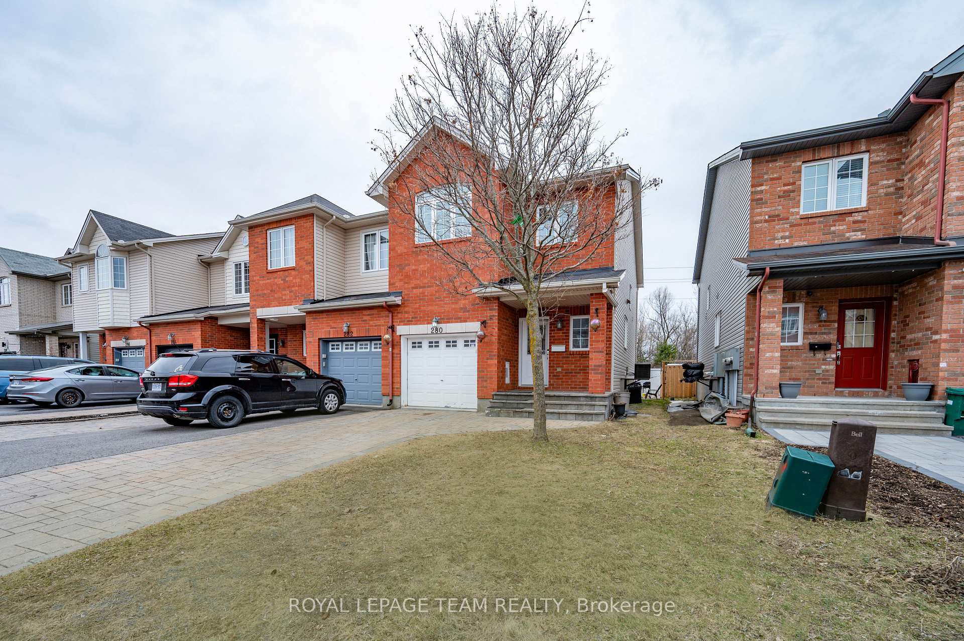 Photo 2 of 280 Macoun Circle, Ottawa, Hunt Club Park/Greenboro — HOMEH