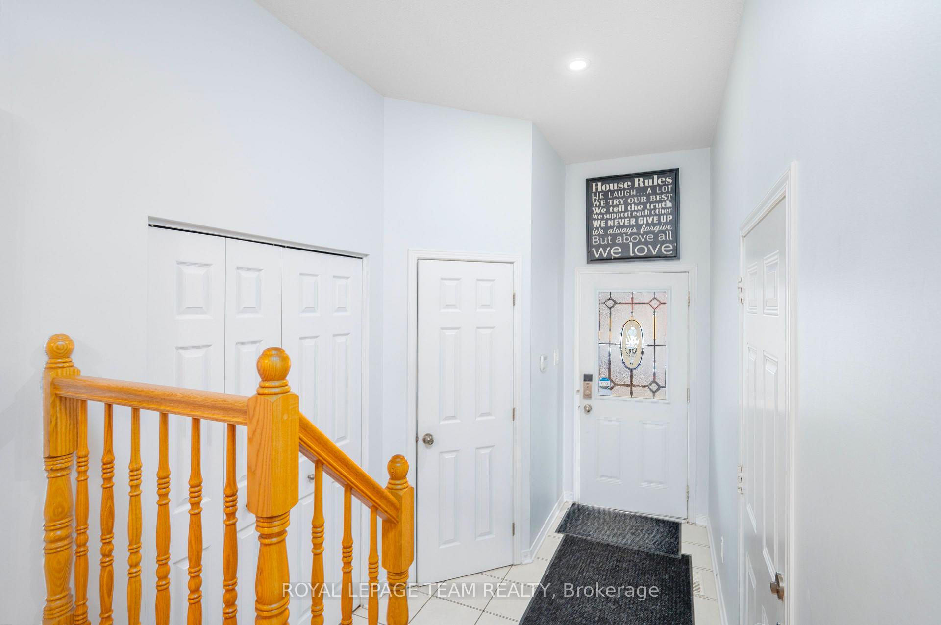 Photo 3 of 280 Macoun Circle, Ottawa, Hunt Club Park/Greenboro — HOMEH