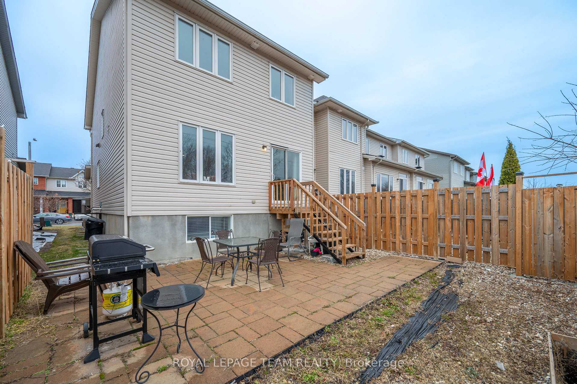 Photo 29 of 280 Macoun Circle, Ottawa, Hunt Club Park/Greenboro — HOMEH