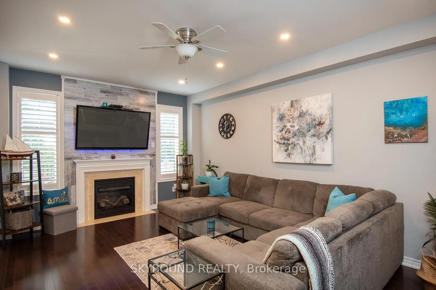 Photo 11 of 38 Silver Pond Drive, Halton Hills, Georgetown — HOMEH