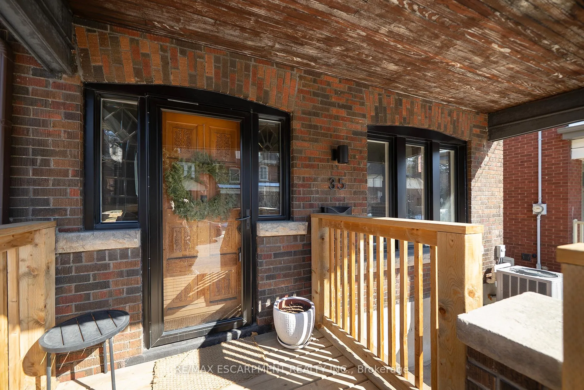 Photo 2 of 35 Rutherford Avenue, Hamilton, St. Clair — HOMEH
