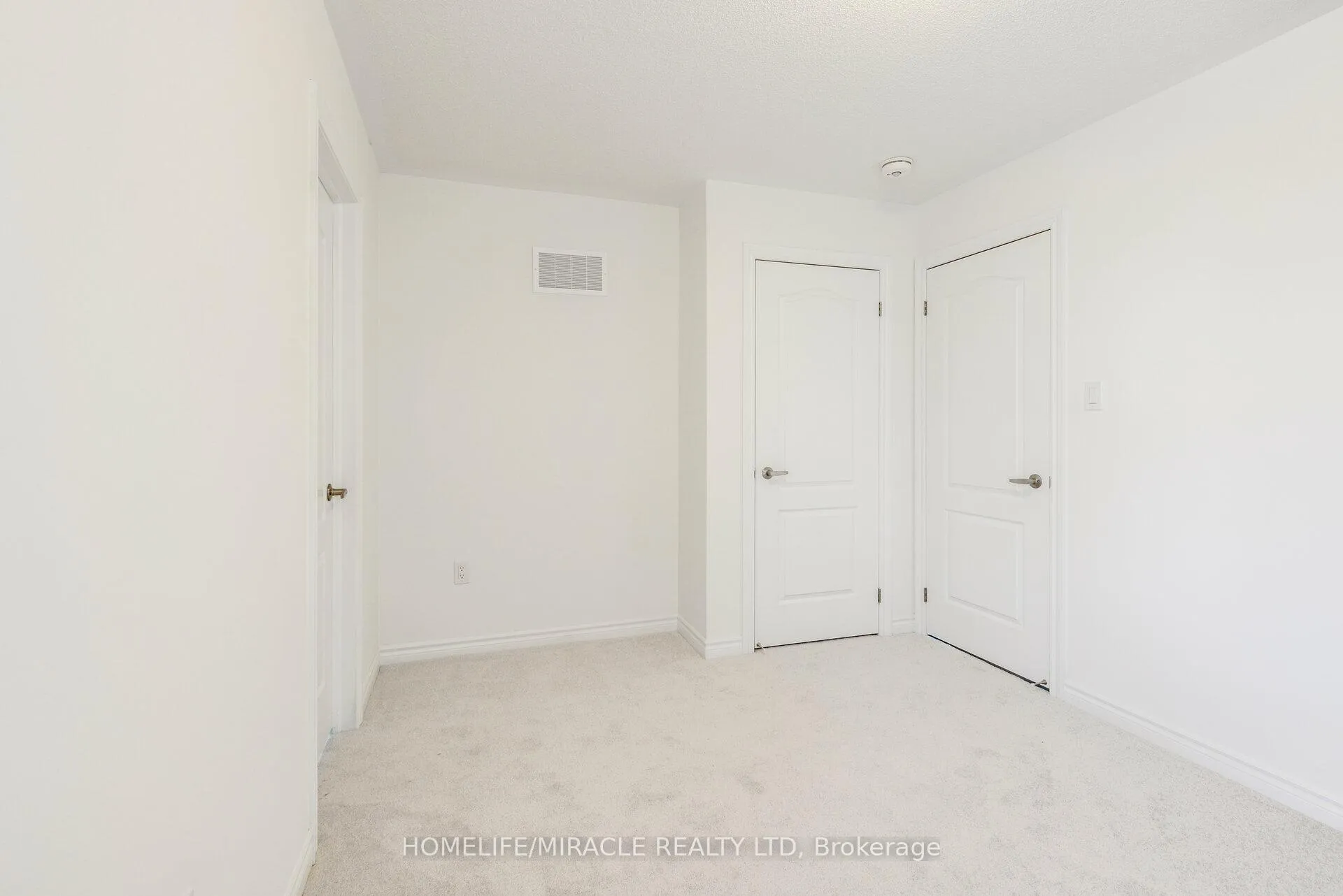 Photo 32 of 28 Faders Drive, Brampton, Northwest Brampton — HOMEH
