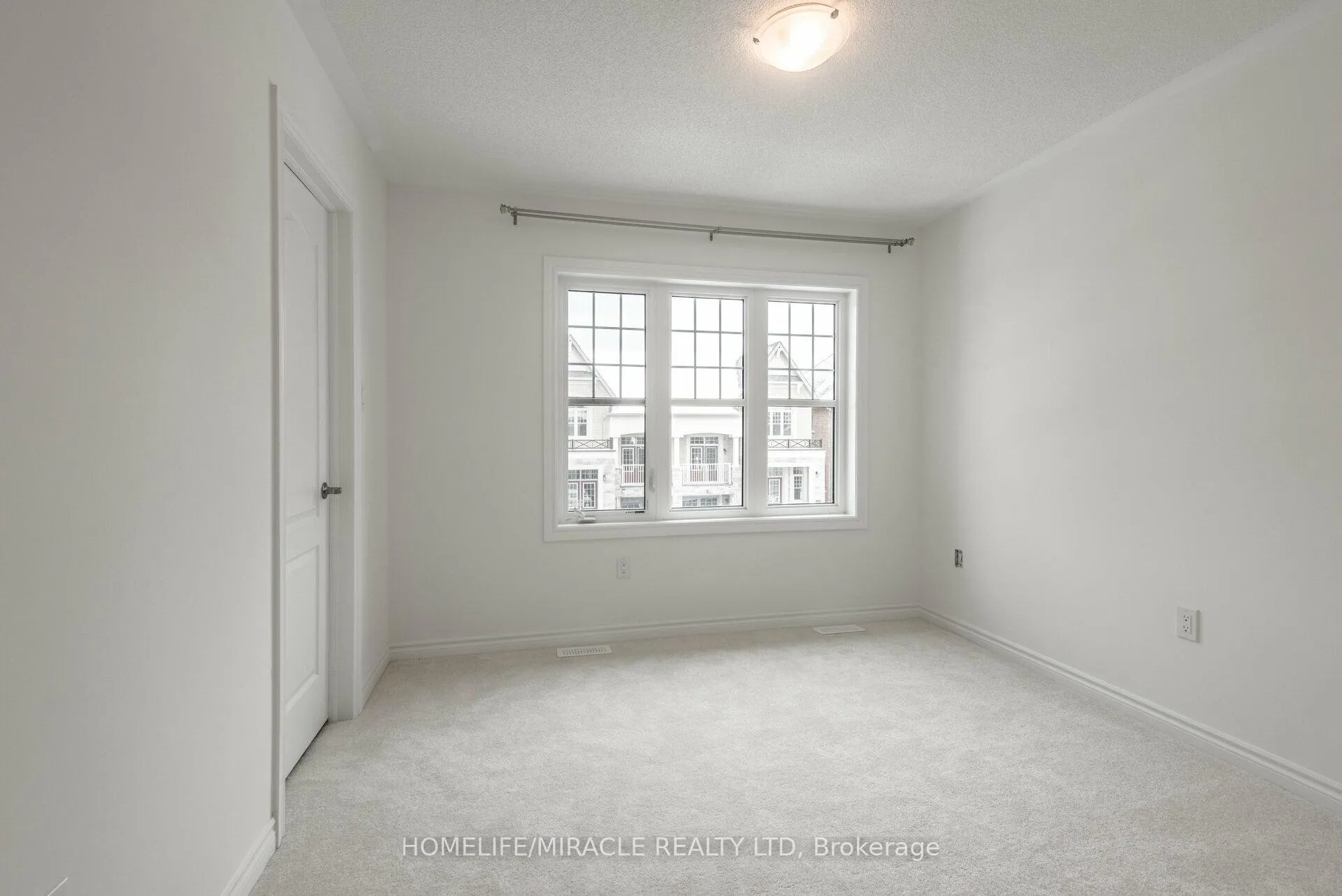 Photo 36 of 28 Faders Drive, Brampton, Northwest Brampton — HOMEH
