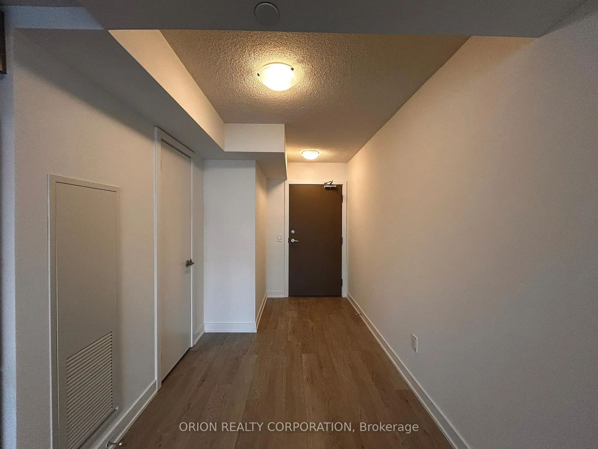 Photo 2 of Unit 1709, 1010 Sandy Beach Road, Pickering, Bay Ridges — HOMEH