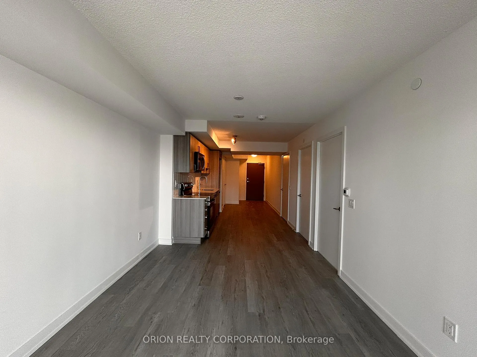 Photo 9 of Unit 1709, 1010 Sandy Beach Road, Pickering, Bay Ridges — HOMEH