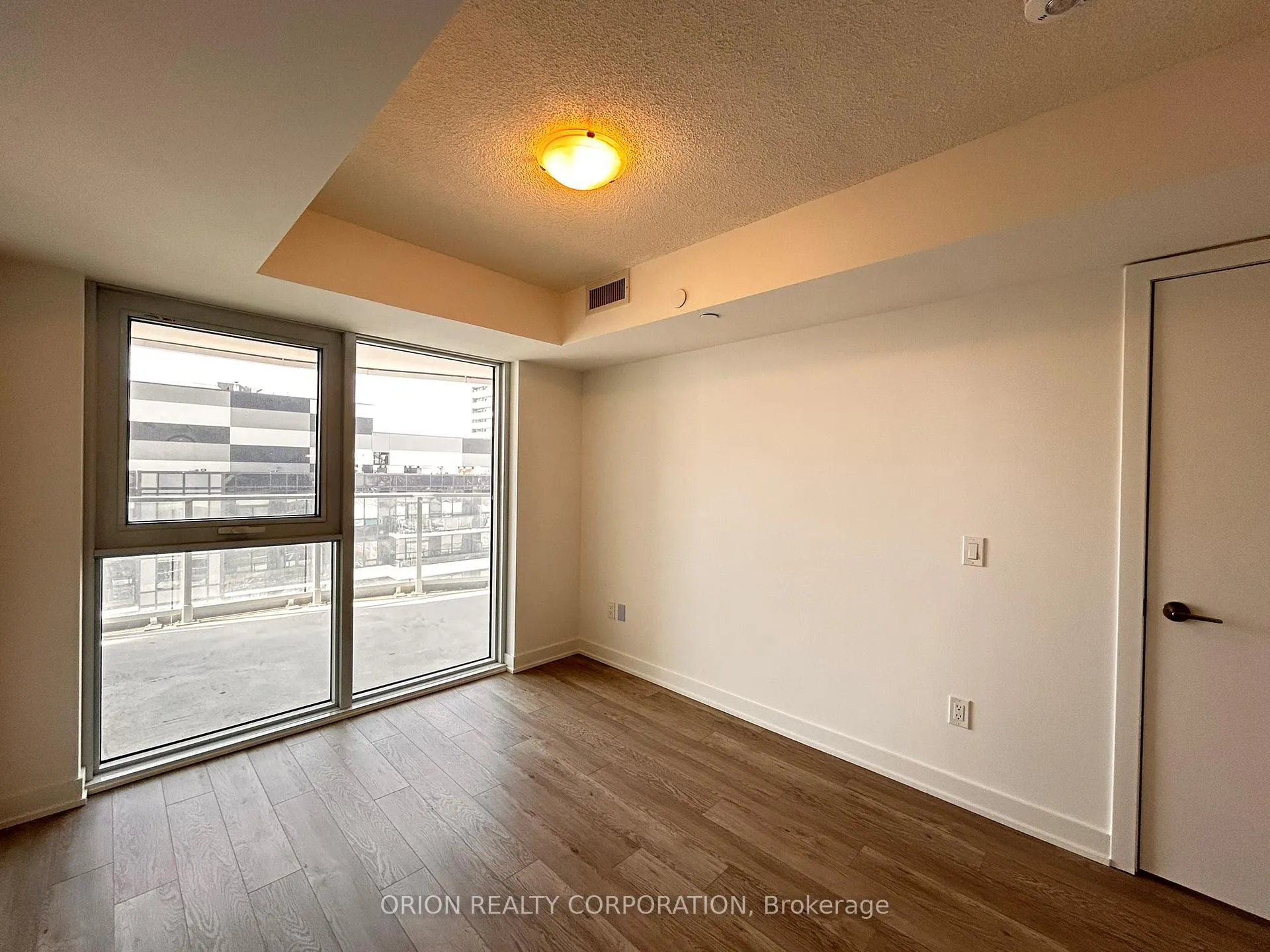 Photo 11 of Unit 1709, 1010 Sandy Beach Road, Pickering, Bay Ridges — HOMEH