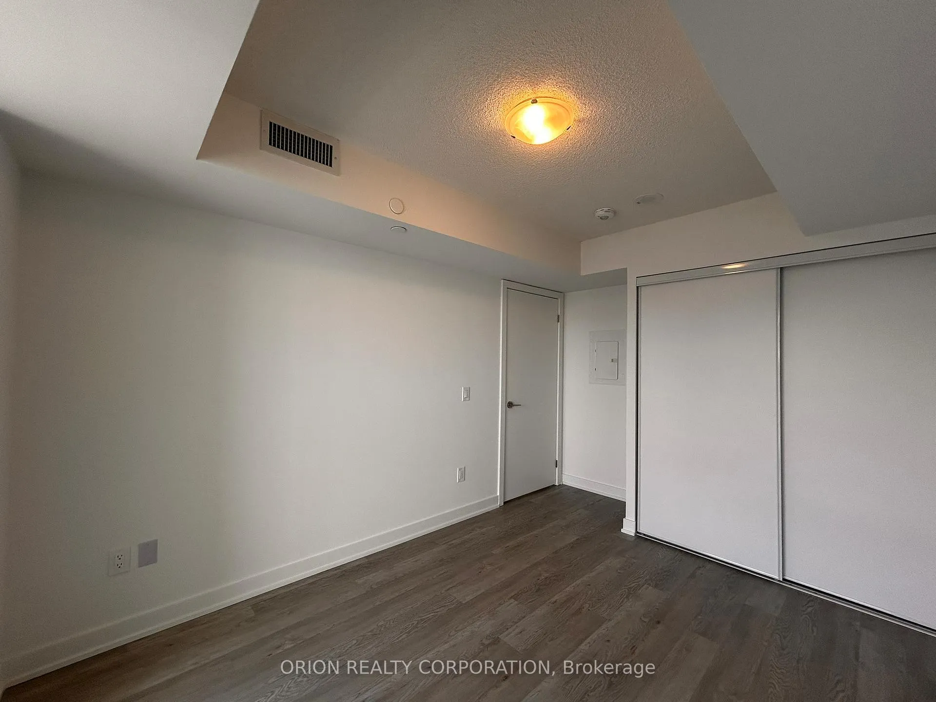 Photo 12 of Unit 1709, 1010 Sandy Beach Road, Pickering, Bay Ridges — HOMEH