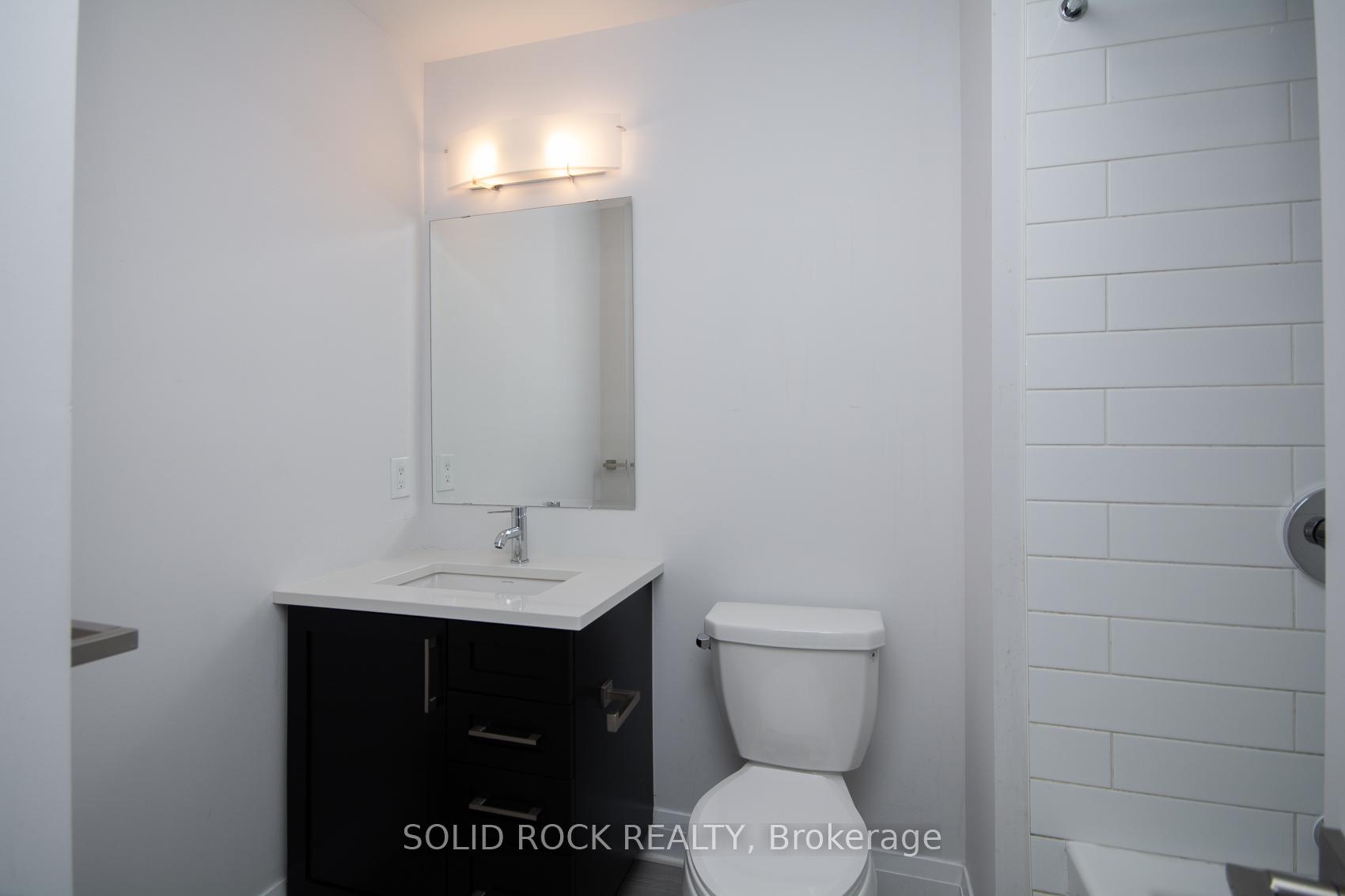 Photo 17 of 218 Lift Lane, Ottawa, Kanata - Emerald Meadows/Trailwest — HOMEH