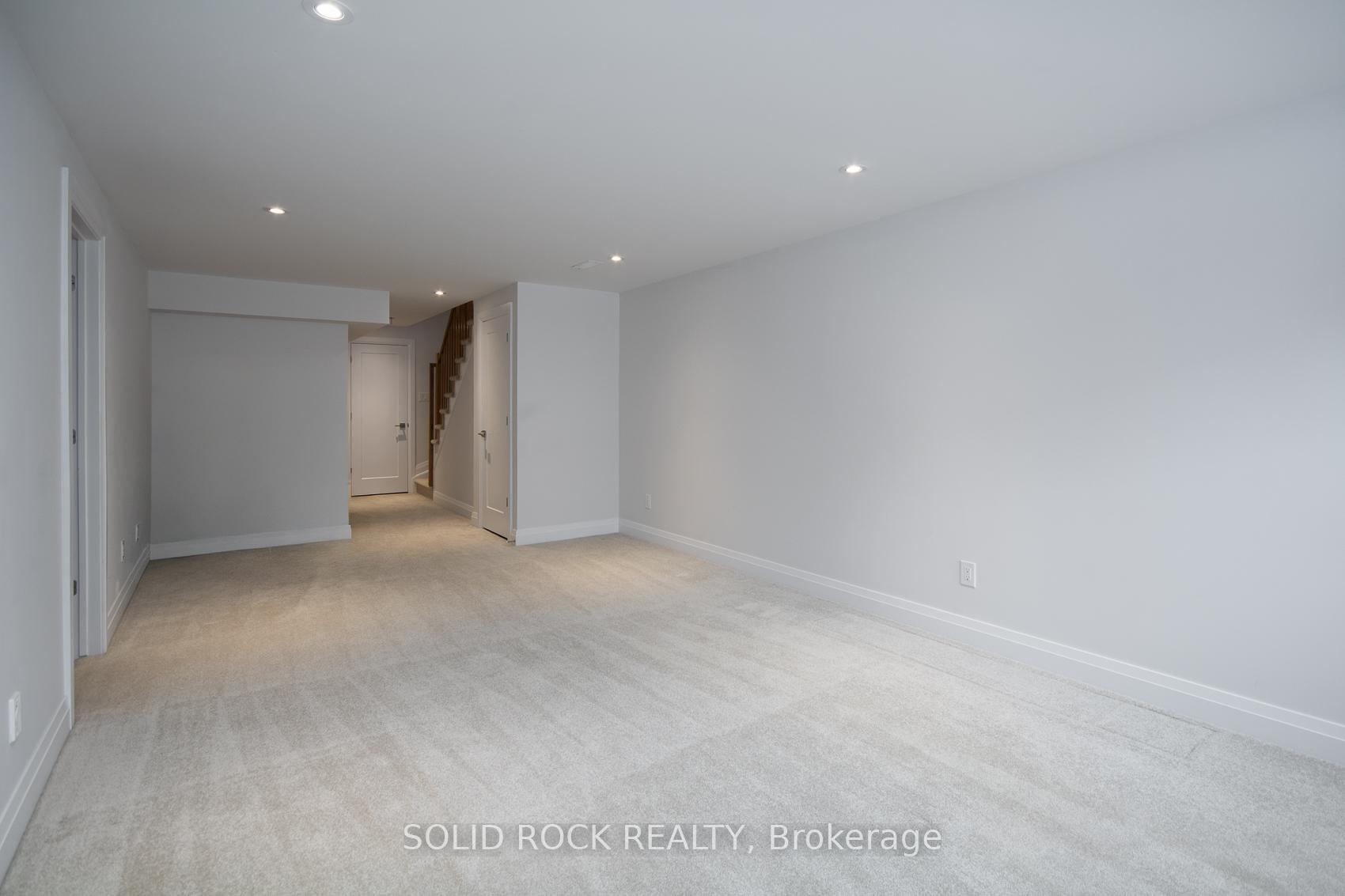 Photo 19 of 218 Lift Lane, Ottawa, Kanata - Emerald Meadows/Trailwest — HOMEH