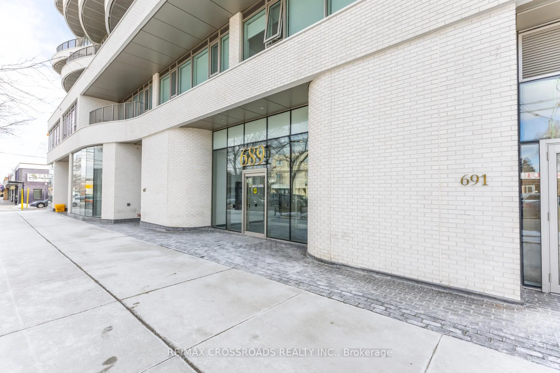 Photo 3 of Unit 511, 689 The Queensway Street, Etobicoke, Stonegate-Queensway — HOMEH