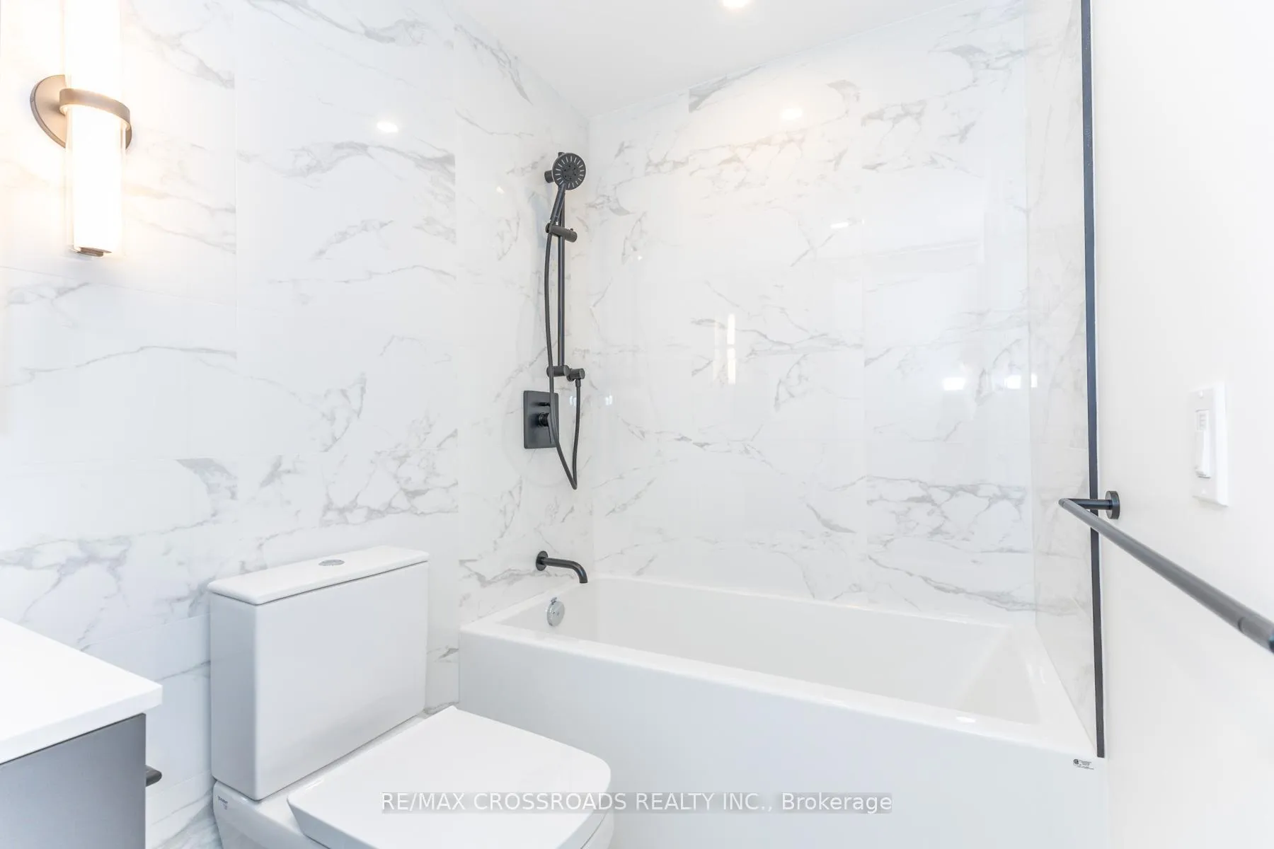 Photo 14 of Unit 511, 689 The Queensway Street, Etobicoke, Stonegate-Queensway — HOMEH