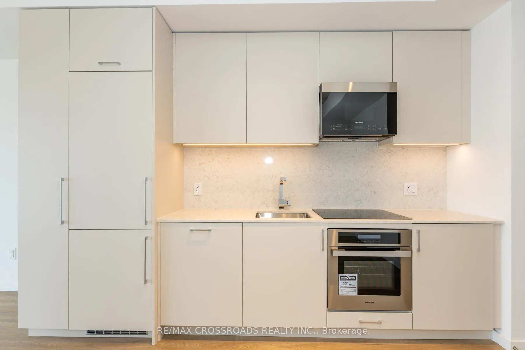 Photo 16 of Unit 511, 689 The Queensway Street, Etobicoke, Stonegate-Queensway — HOMEH