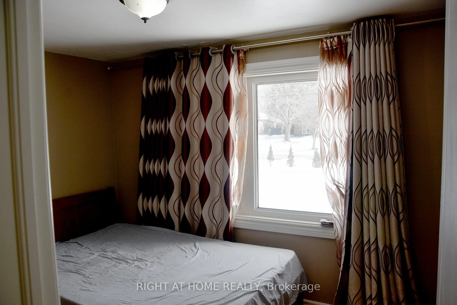 Photo 22 of 994 Haist Street, Pelham, Fonthill — HOMEH