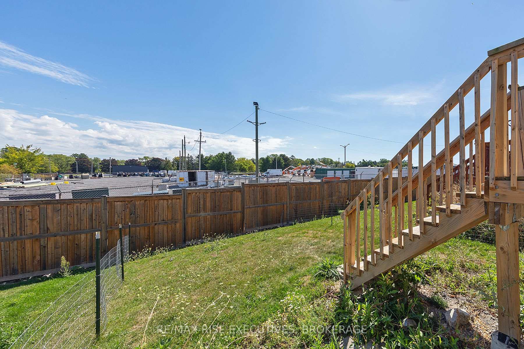 Photo 6 of 1219 Max Crescent, Kingston, City Northwest — HOMEH