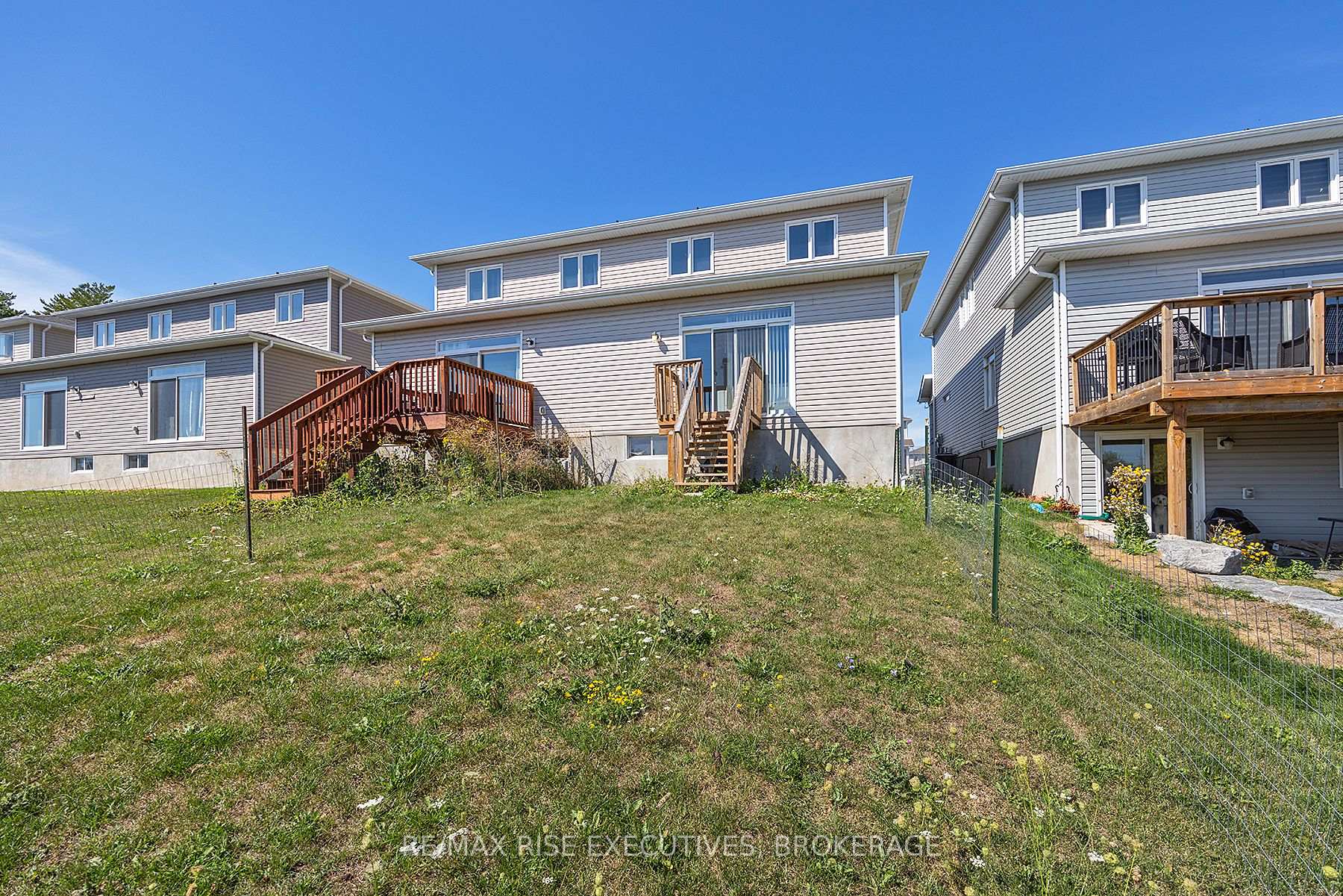 Photo 7 of 1219 Max Crescent, Kingston, City Northwest — HOMEH